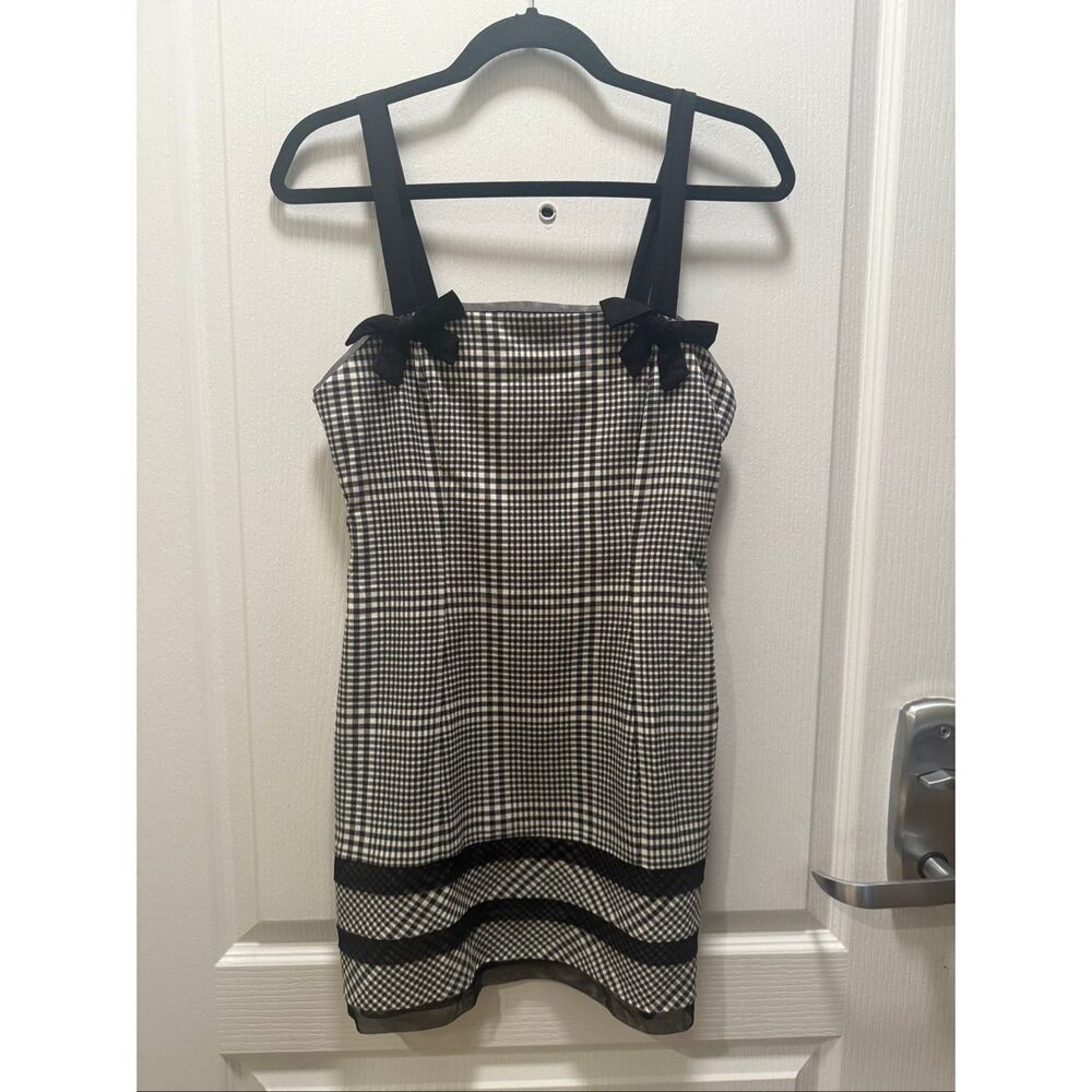 Kimchi Blue Lyla plaid mini dress bow detail black white Size S preloved 🖤 - Picture 5 of 6